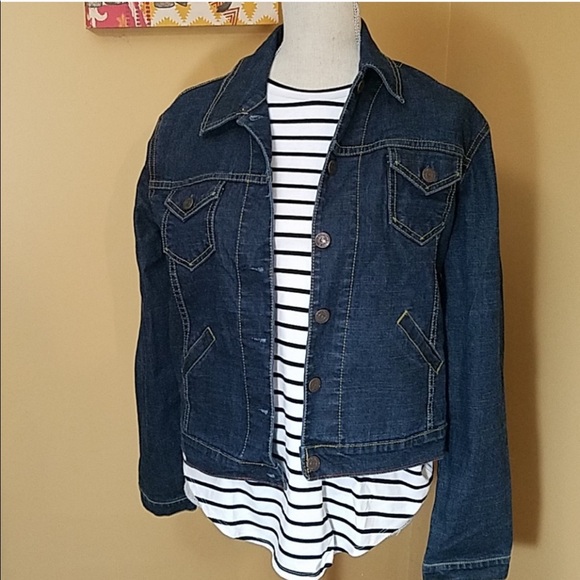 Levi’s Small Dark Wash Denim Jacket - Picture 2 of 6